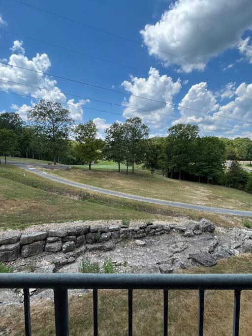 Couples Condo Retreat Overlooking Golf Course Branson West Buitenkant foto
