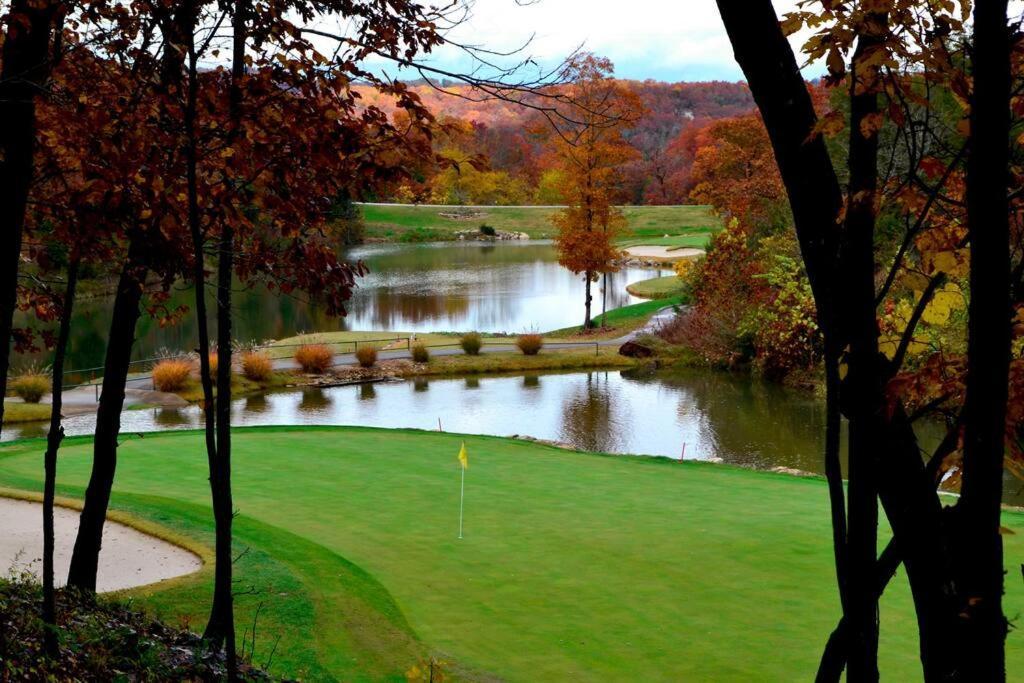 Couples Condo Retreat Overlooking Golf Course Branson West Buitenkant foto
