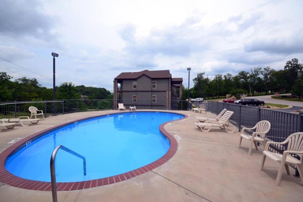 Couples Condo Retreat Overlooking Golf Course Branson West Buitenkant foto